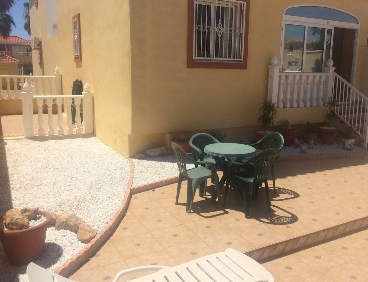 Torrevieja, La Torreta Ground Floor Apartment With Large Private Patio Garden Zewnętrze zdjęcie